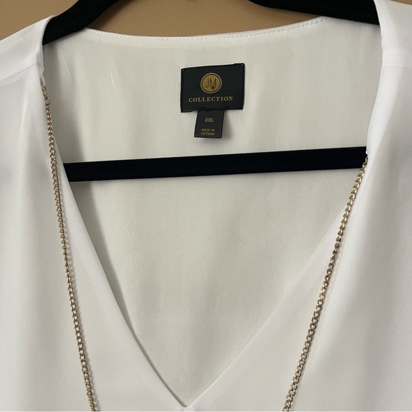 JM Collection White V-Neck Blouse XXL - Picture 8 of 11